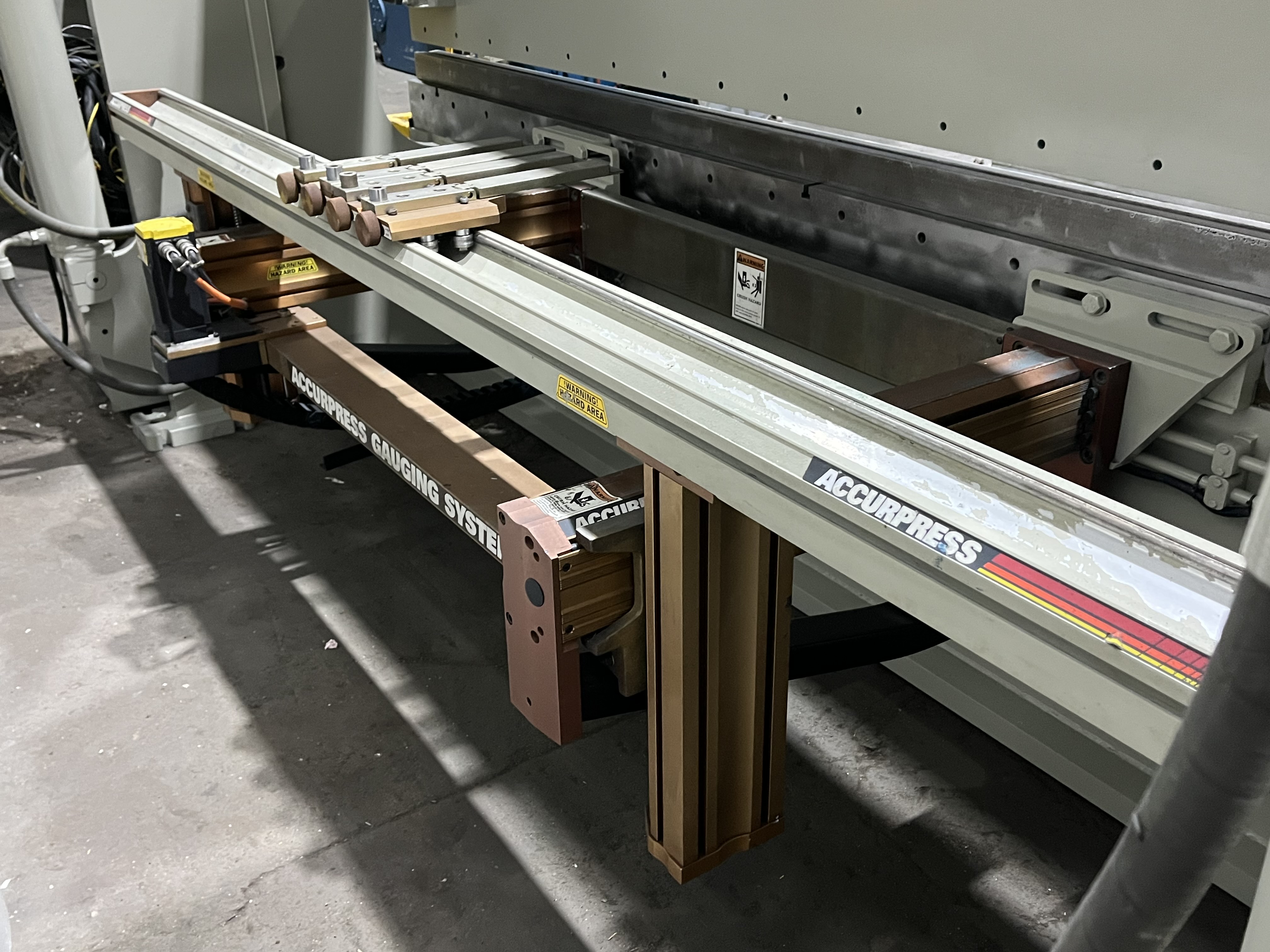 175 Ton X 12’ Accurpress Model 717512 Hydraulic Press Brake